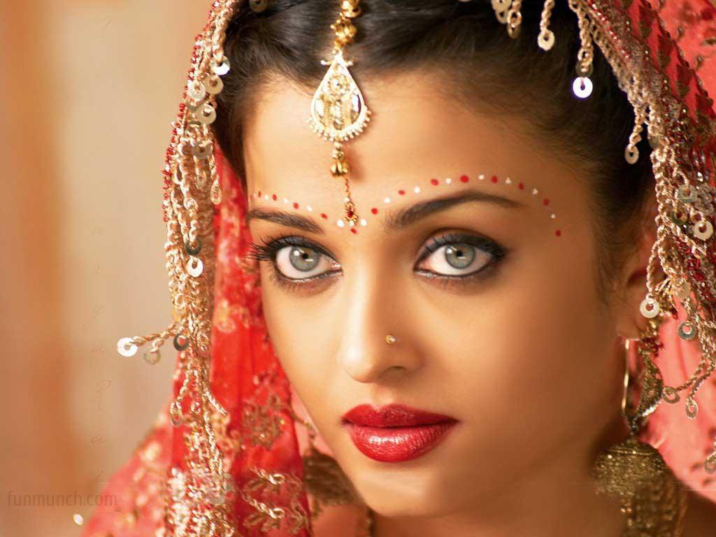 بیوگرافی و عکس های جدید بازیگر زیبای هند "آشواریا رای"