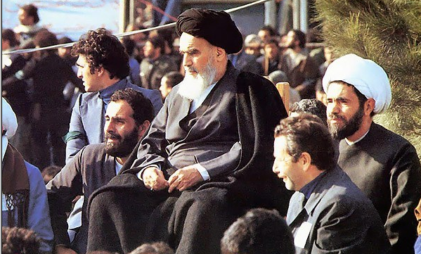 مقاله ای کامل درباره دهه فجر و انقلاب اسلامی- امام آمد