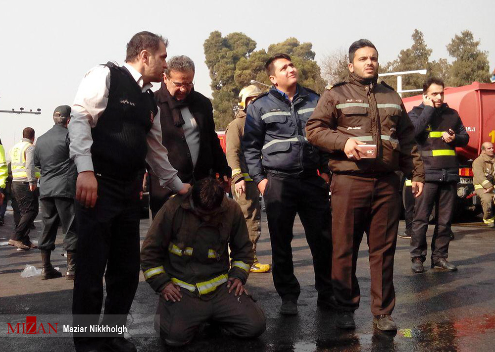 تعداد 30 تن از آتش نشانان تهران در حادثه ساختمان پلاسکو شهید شدند