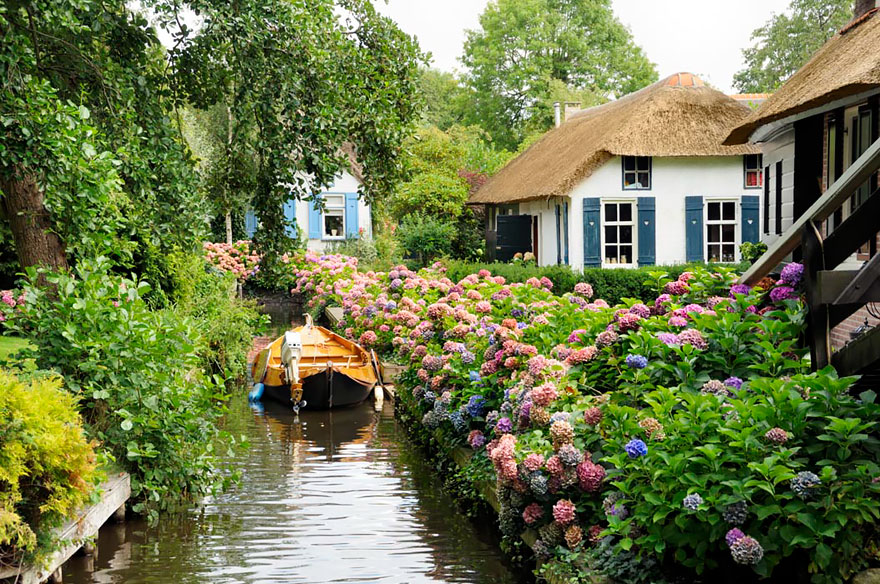  روستای زیبا گیتورن (Giethoorn) در هلند