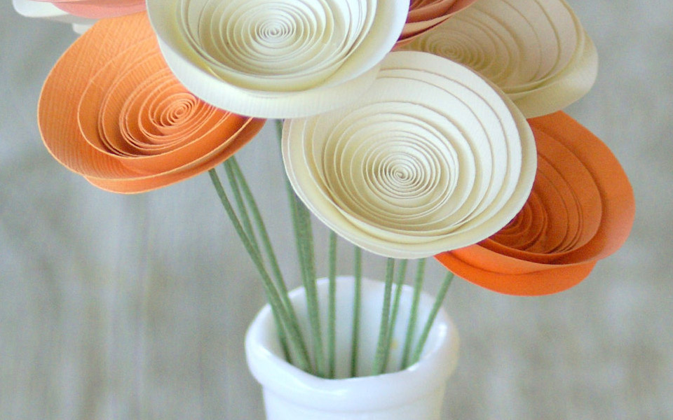 کاردستی ساخت گل رز کاغذی