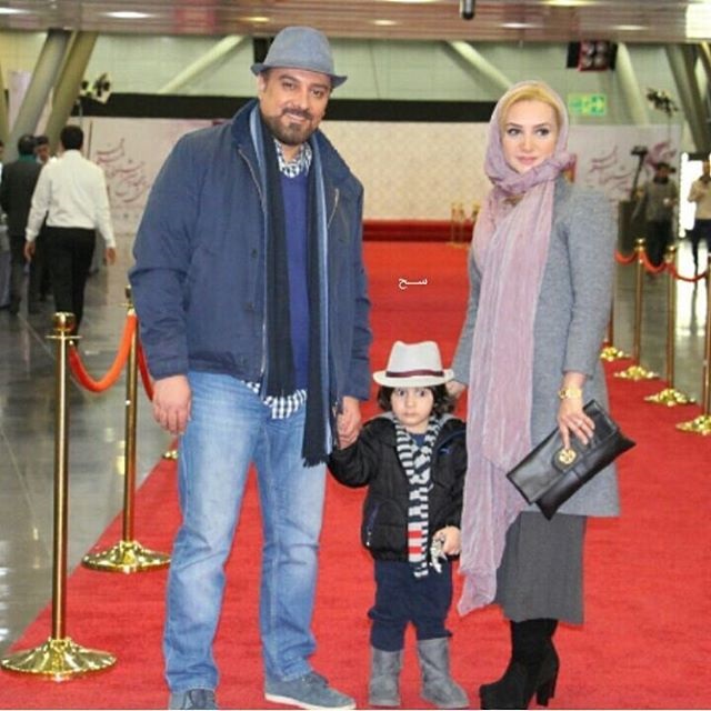 برزو ارجمند و همسر و فرزندش در جشنواره فیلم فجر