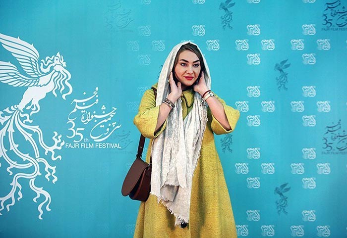تیپ متفاوت هانیه توسلی در مراسم جشنواره فیلم فجر