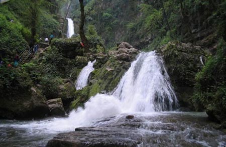  آبشار شیرآباد 