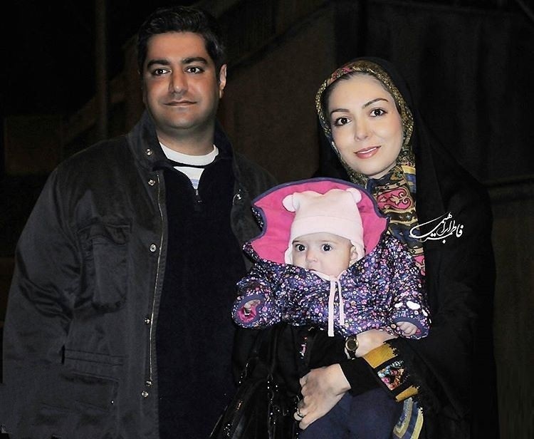آزاده نامداری در جشنواره فیلم فجر ۹۵ به همراه همسر و دخترش