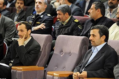 اقدام غیر منتظره احمدی نژاد در آستانه انتخابات+عکس