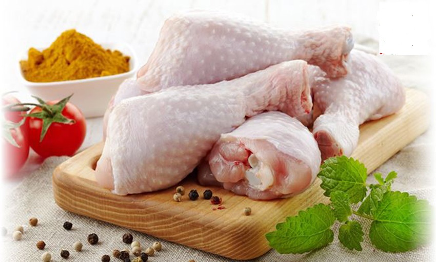 کاهش قیمت مرغ در بازار 