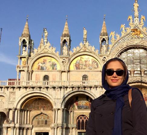 عکس های جدید سارا روستاپور (خاله سارا) در سفر به ونیز ایتالیا