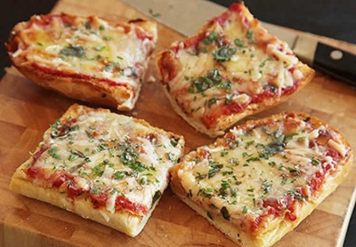 پیتزا خوشمزه و ساده با نان ساندویچی