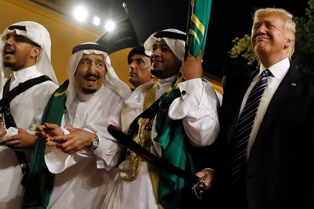 رقص ترامپ با پادشاه عربستان