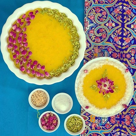تزیین شله زرد با گل محمدی