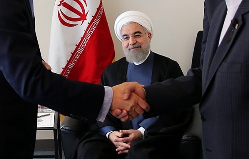 گمانه زنی ها درباره حضور زنان در کابینه جدید دولت روحانی؛ تعداد وزرای خانم