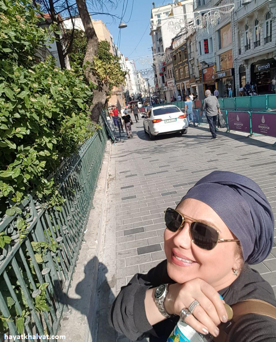 تیپ و حجاب بهنوش بختیاری در استانبول + عکس