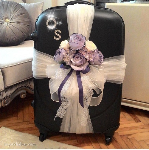 تزیین چمدان عروس و داماد