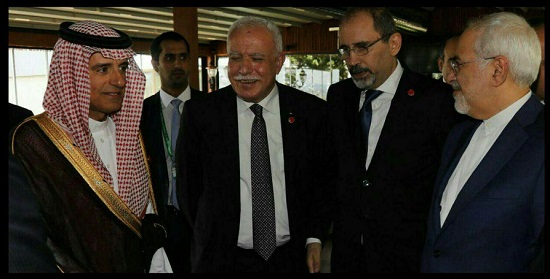 دست دادن محمدجواد ظریف با عادل الجبیر وزیر امور خارجه عربستان