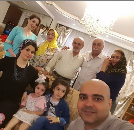 عکس خانوادگی محمود پاک نیت