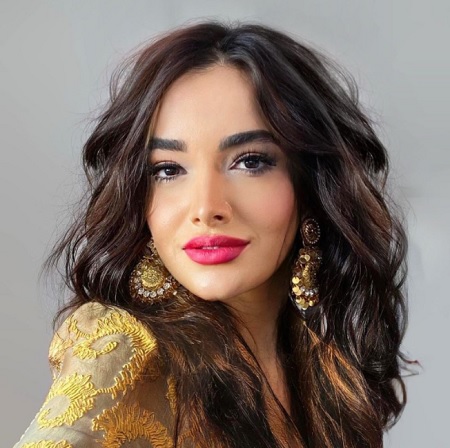 بیوگرافی گل آذین خواننده و نوازنده ایرانی 